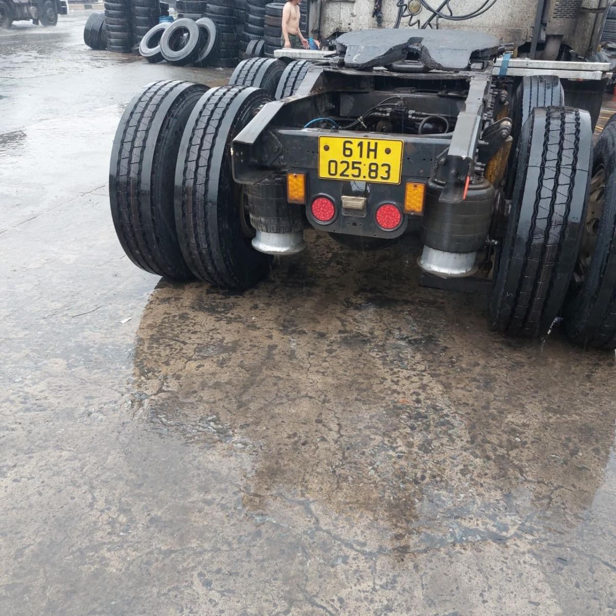 Lốp xe chất lượng quyết định đến việc lái xe ô tô không?